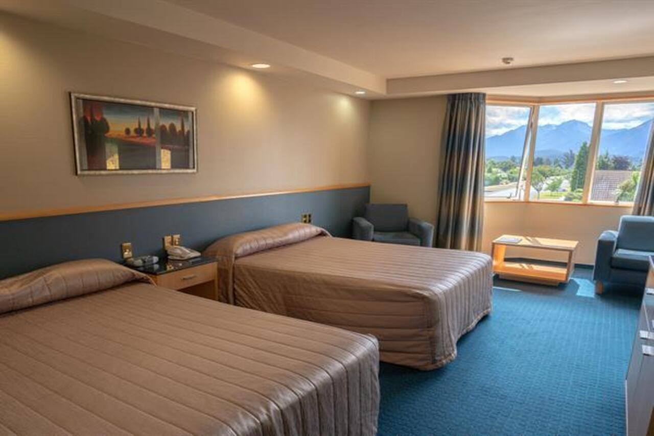 Distinction Luxmore Hotel Te Anau Exteriér fotografie