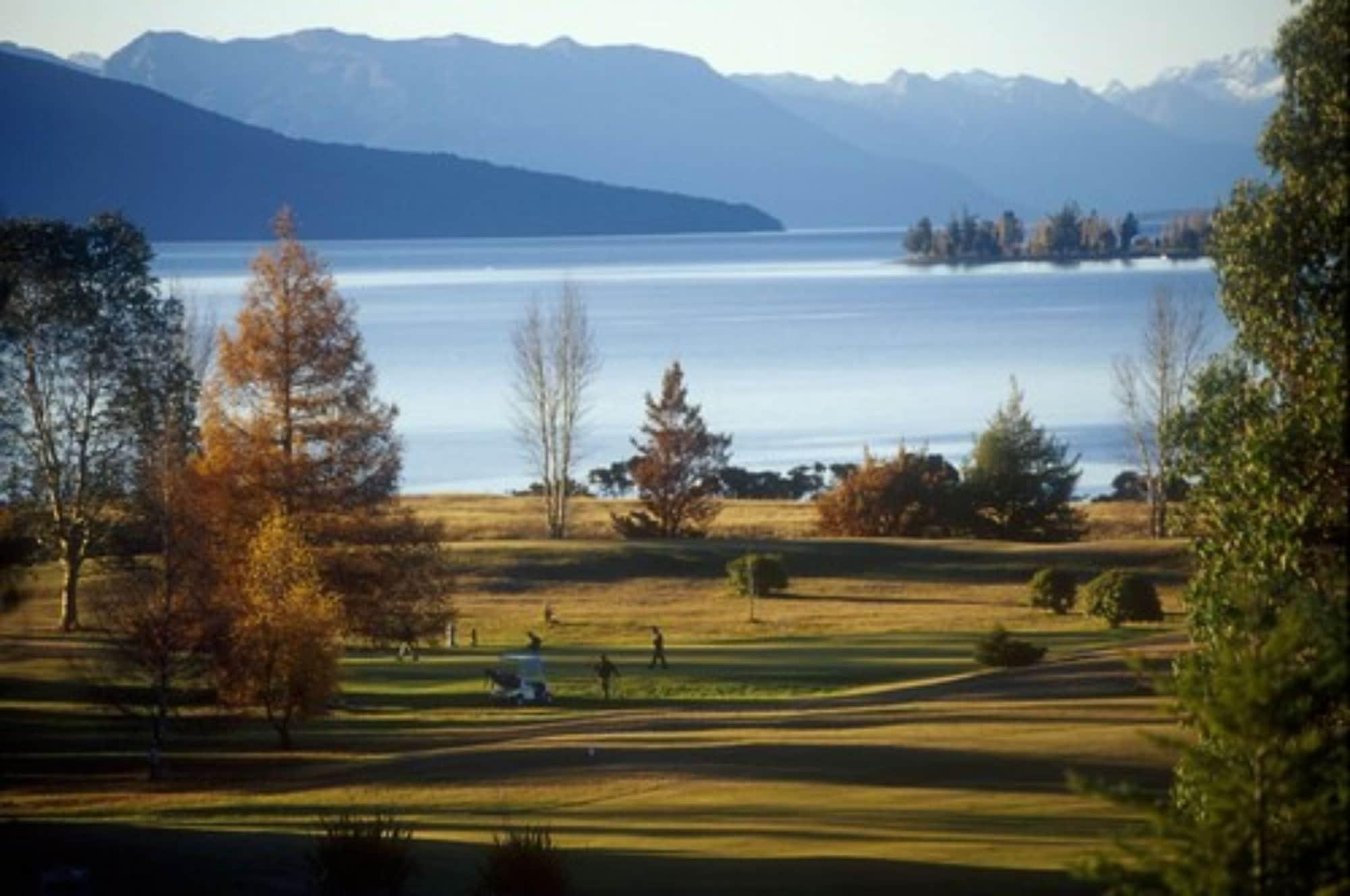 Distinction Luxmore Hotel Te Anau Exteriér fotografie