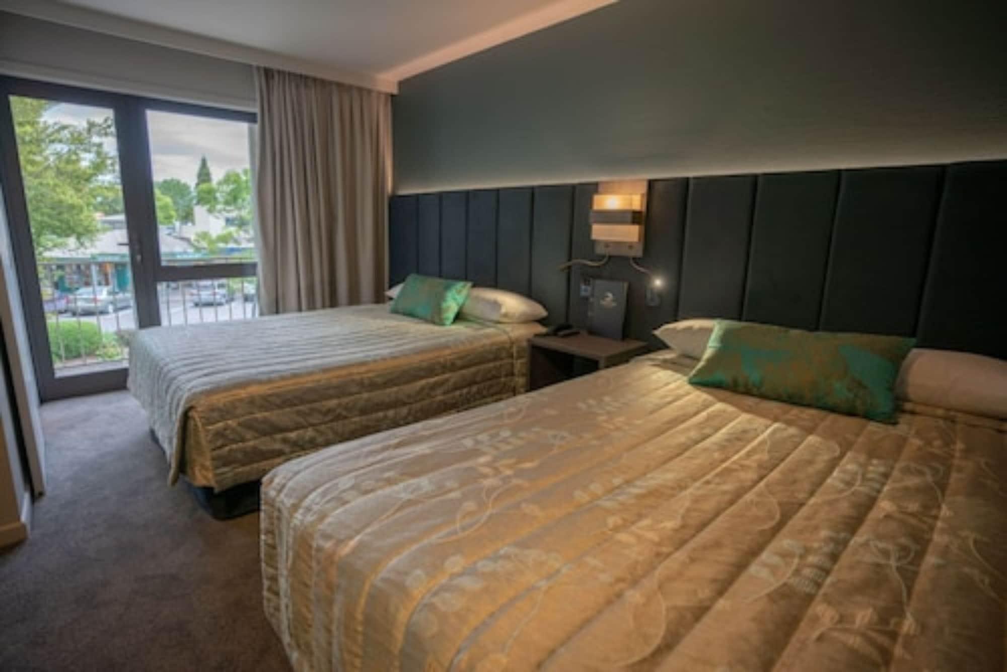 Distinction Luxmore Hotel Te Anau Exteriér fotografie